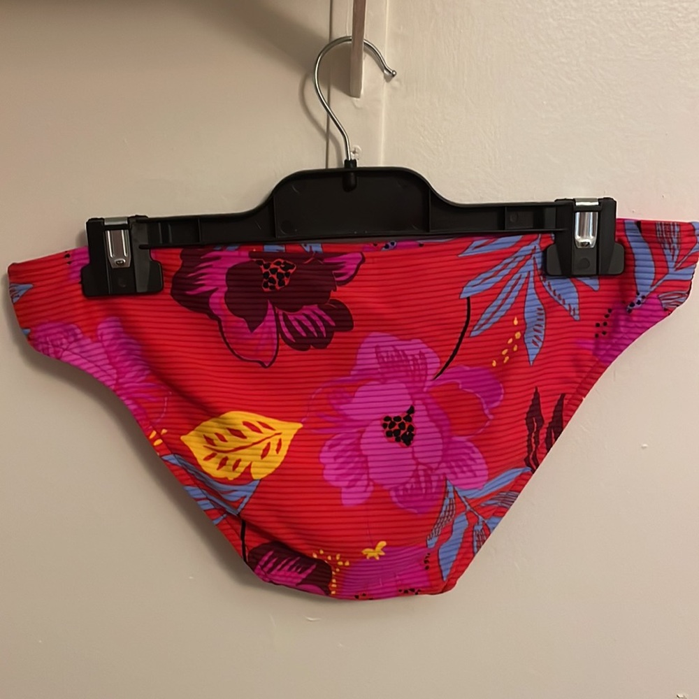 Seafolly On Vacation Hipster - Picture 2 of 4
